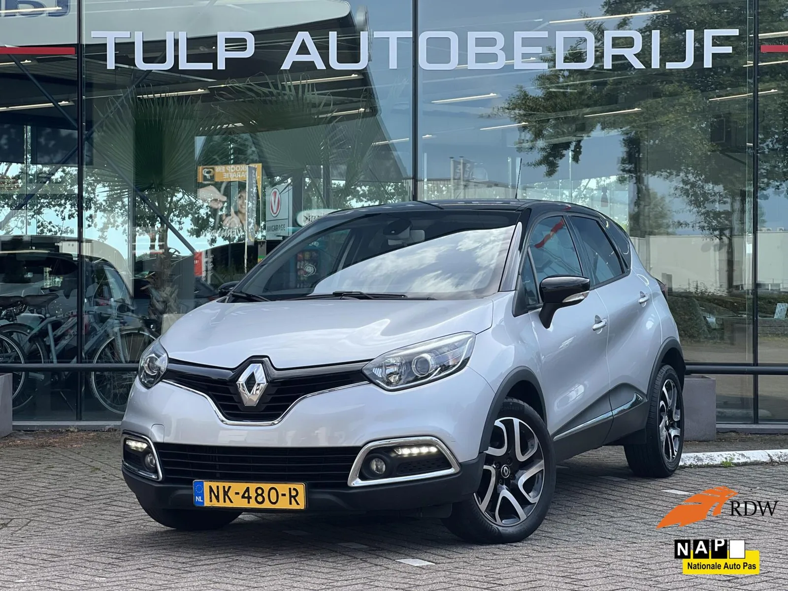 Renault Captur (2017) — foto 1