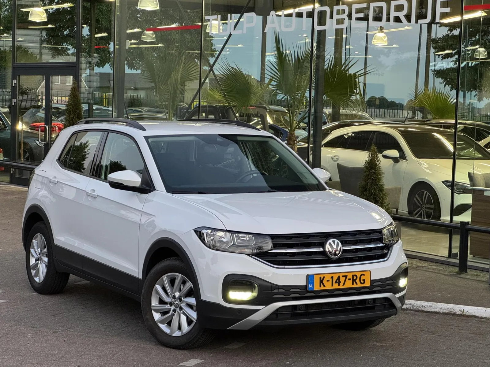 Volkswagen T-Cross (2020) — foto 1