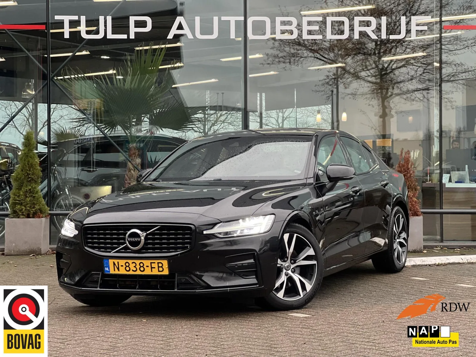Volvo S60 (2021) — foto 1