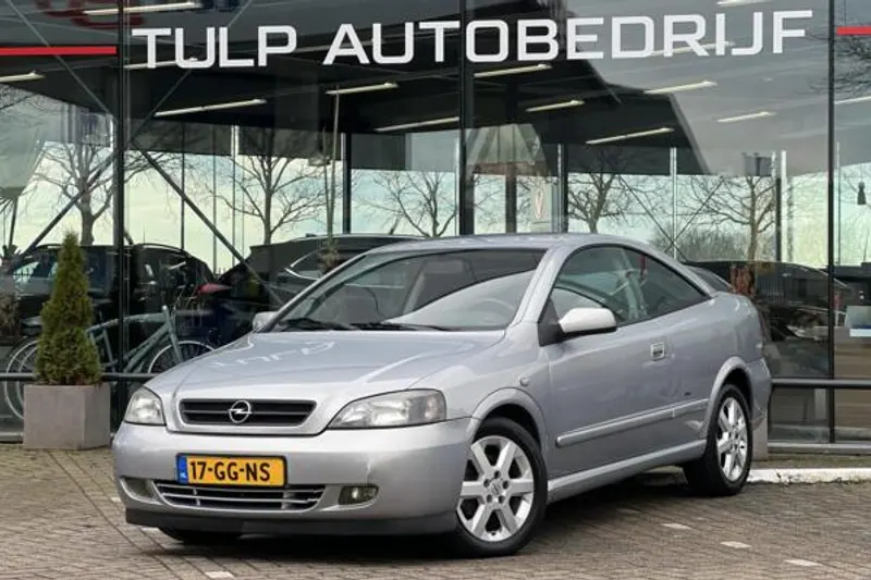 Opel Astra (2000)
