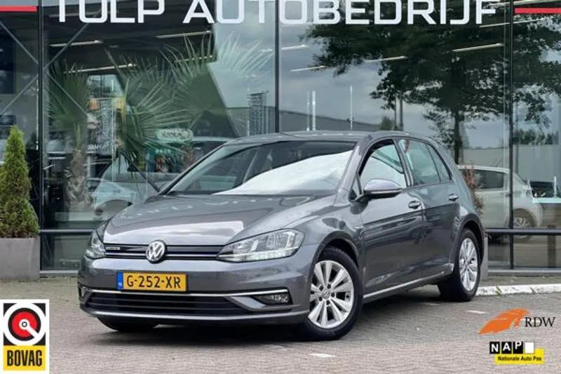 Volkswagen Golf (2020)