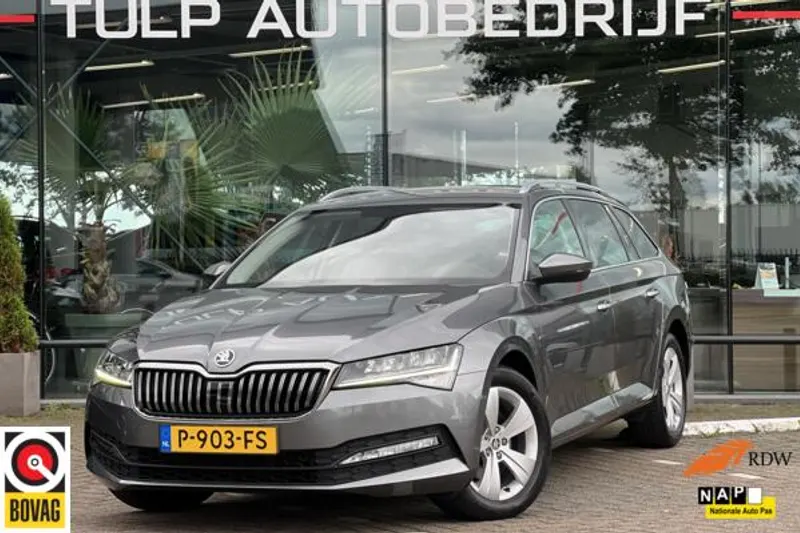 Škoda Superb (2022)