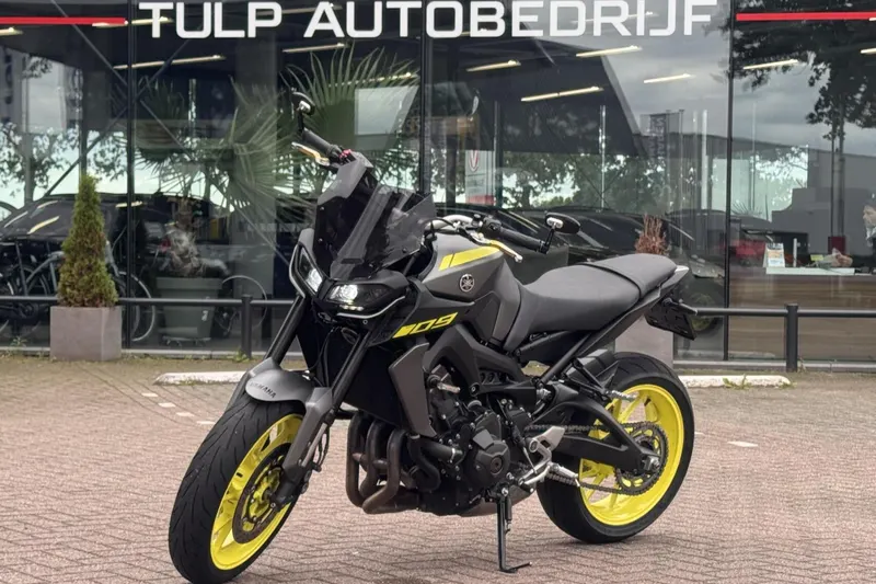Yamaha MT-09 (2018)