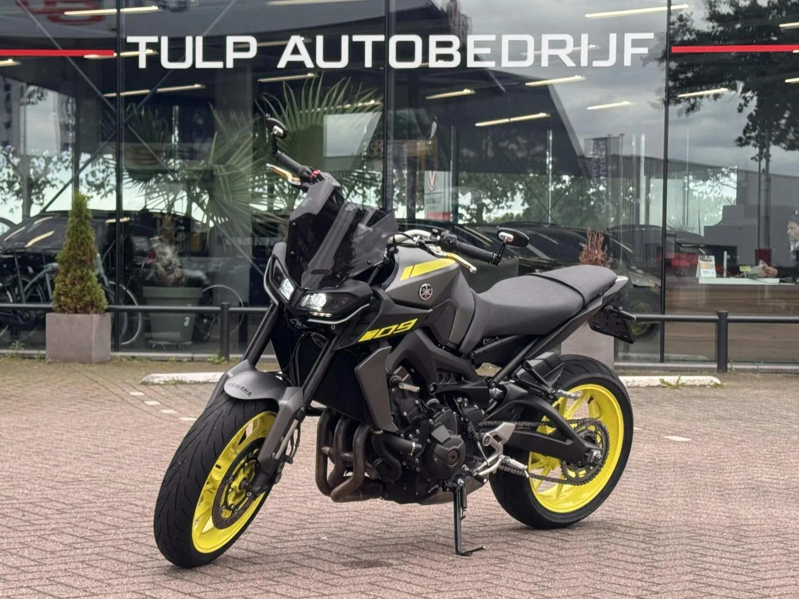 Yamaha MT-09 (2018) — foto 1