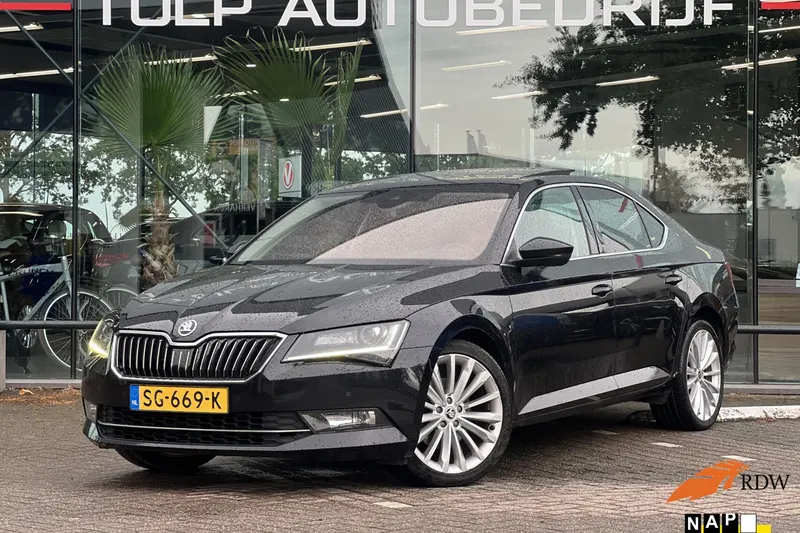 Škoda Superb (2018)