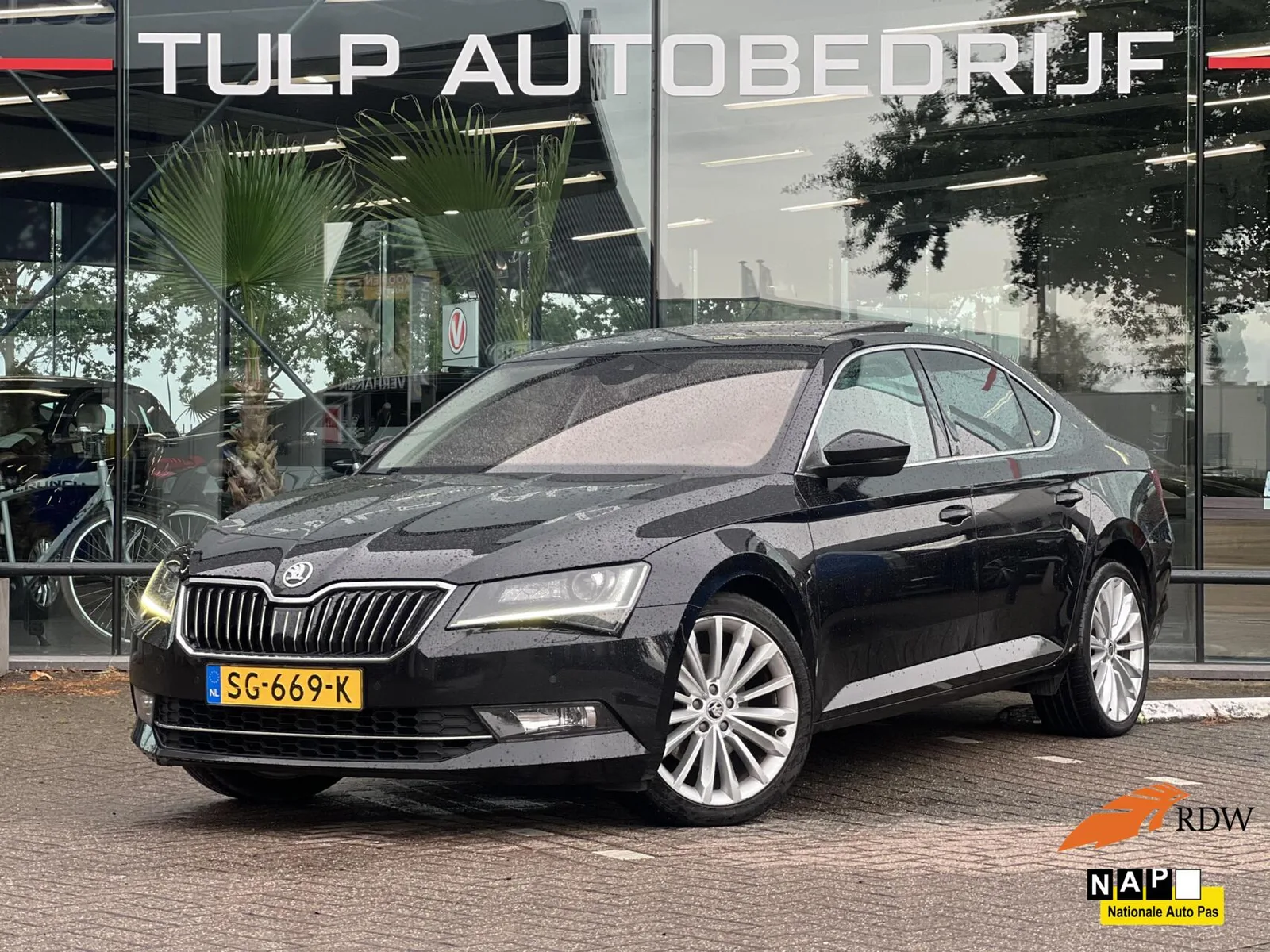 Škoda Superb (2018) — foto 1