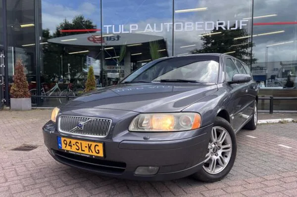 Volvo V70 (2006) — foto 1