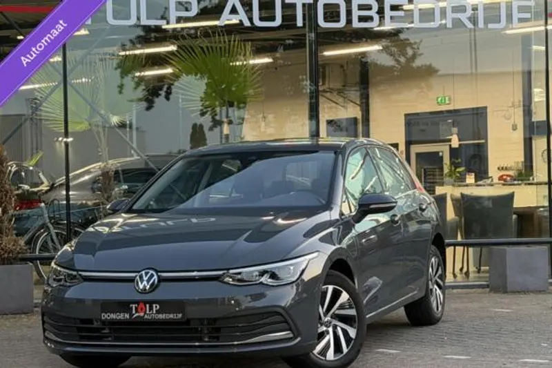Volkswagen Golf (2024)