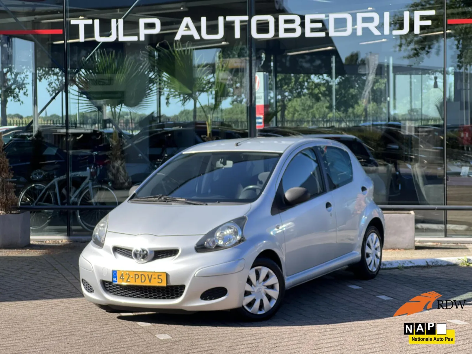 Toyota Aygo (2011) — foto 1