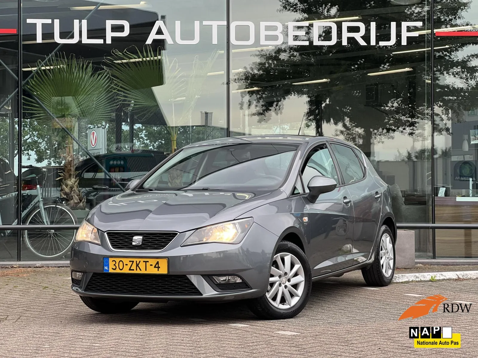 SEAT Ibiza (2013) — foto 1