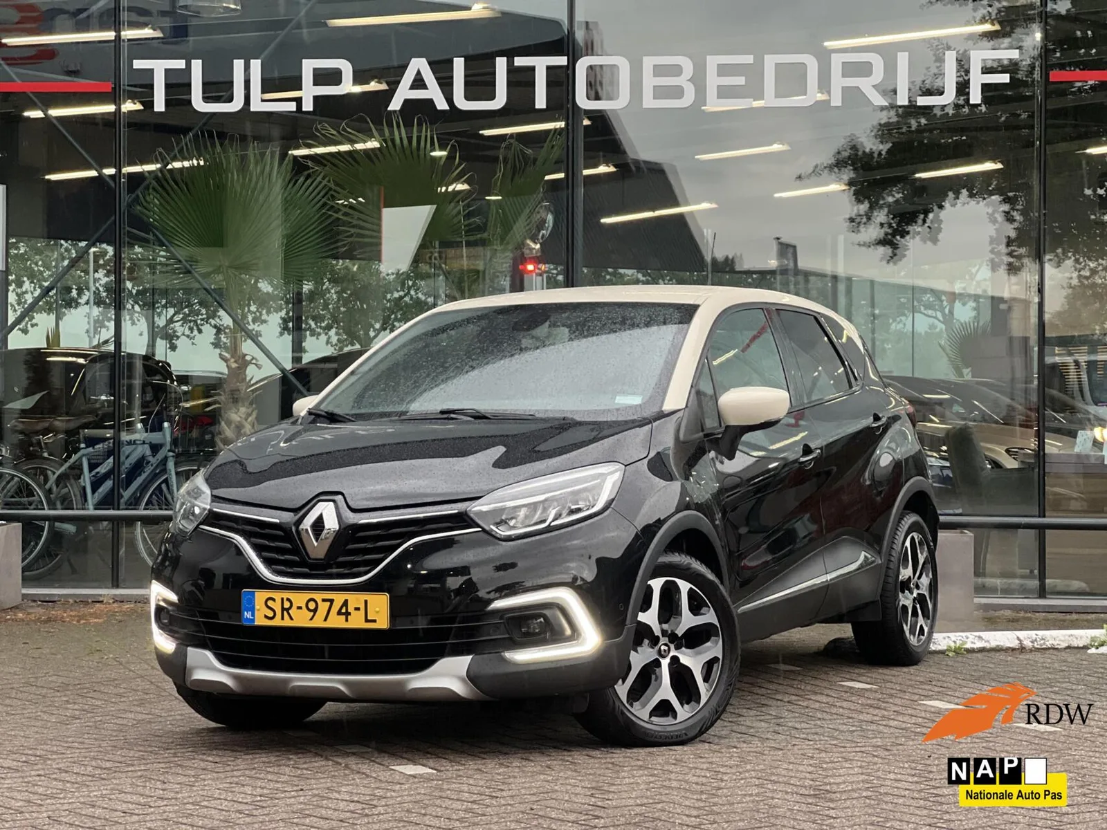 Renault Captur (2018) — foto 1