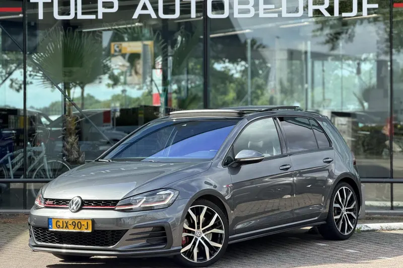 Volkswagen Golf (2019)