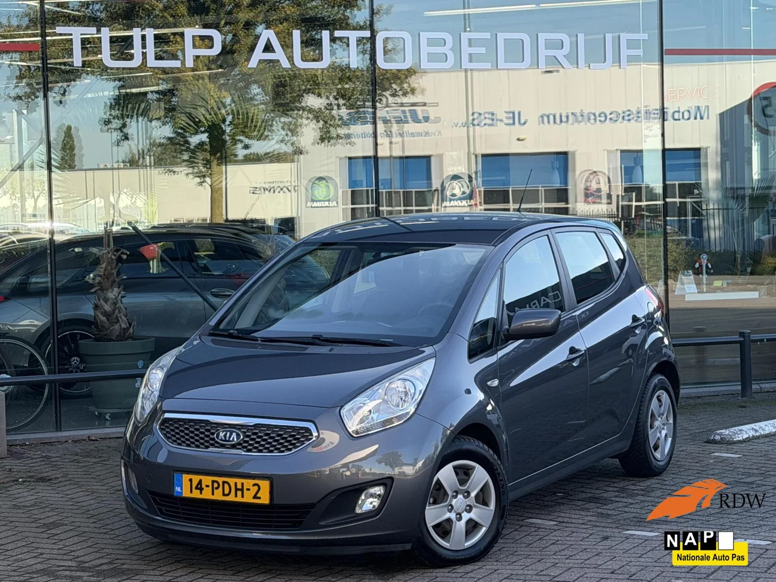 Kia Venga (2011) — foto 1