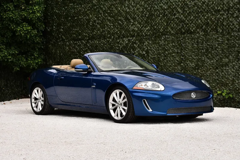 Jaguar XKR (2010)
