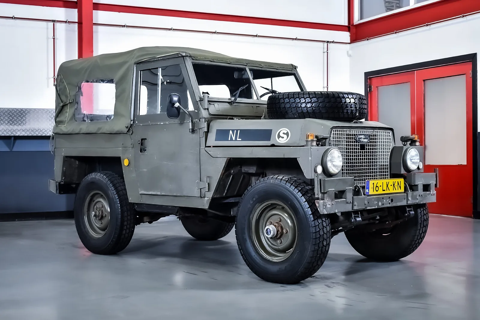 Land Rover 88 (1978) — foto 1