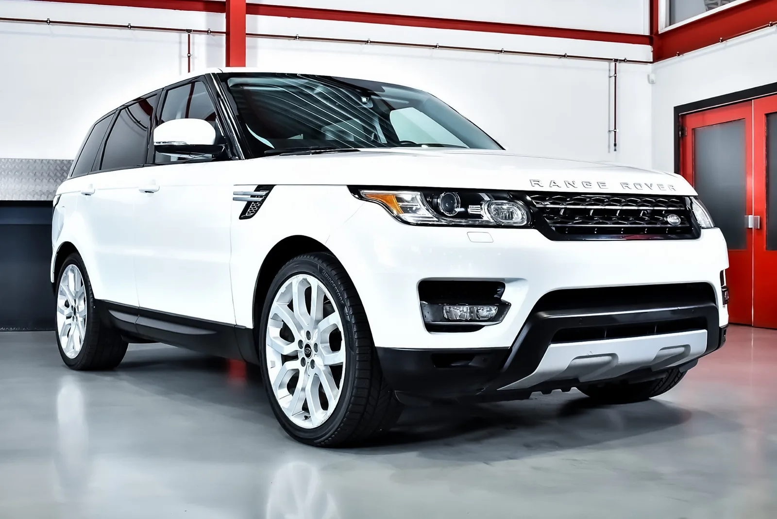 Land Rover Range Rover Sport (2014) — foto 1