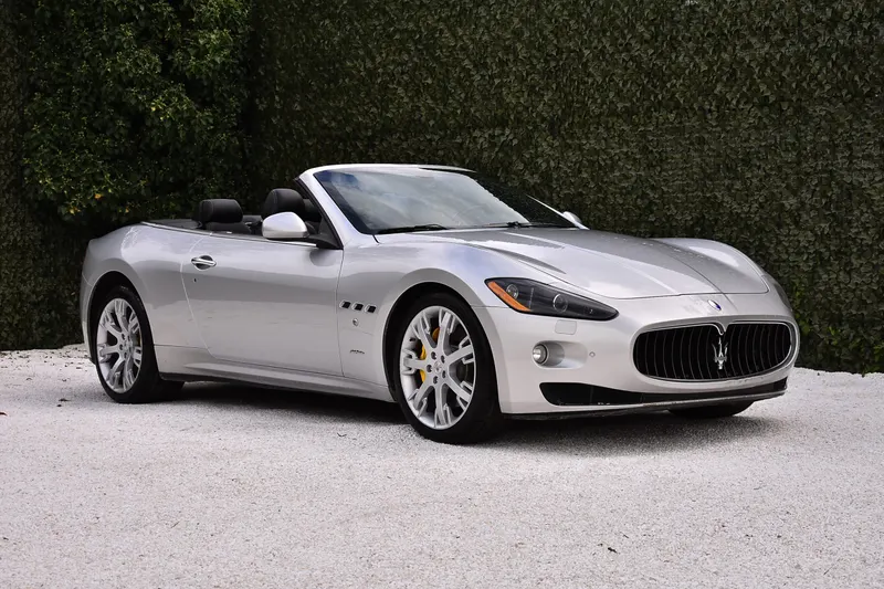 Maserati GranCabrio (2011)