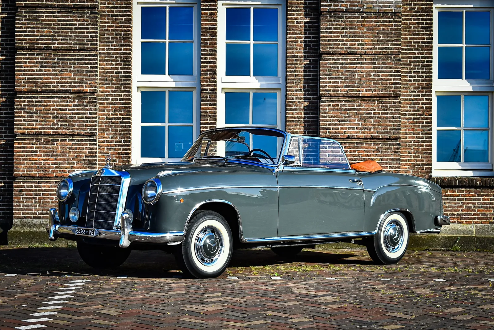 Mercedes-Benz 200-Serie (1954) — foto 1