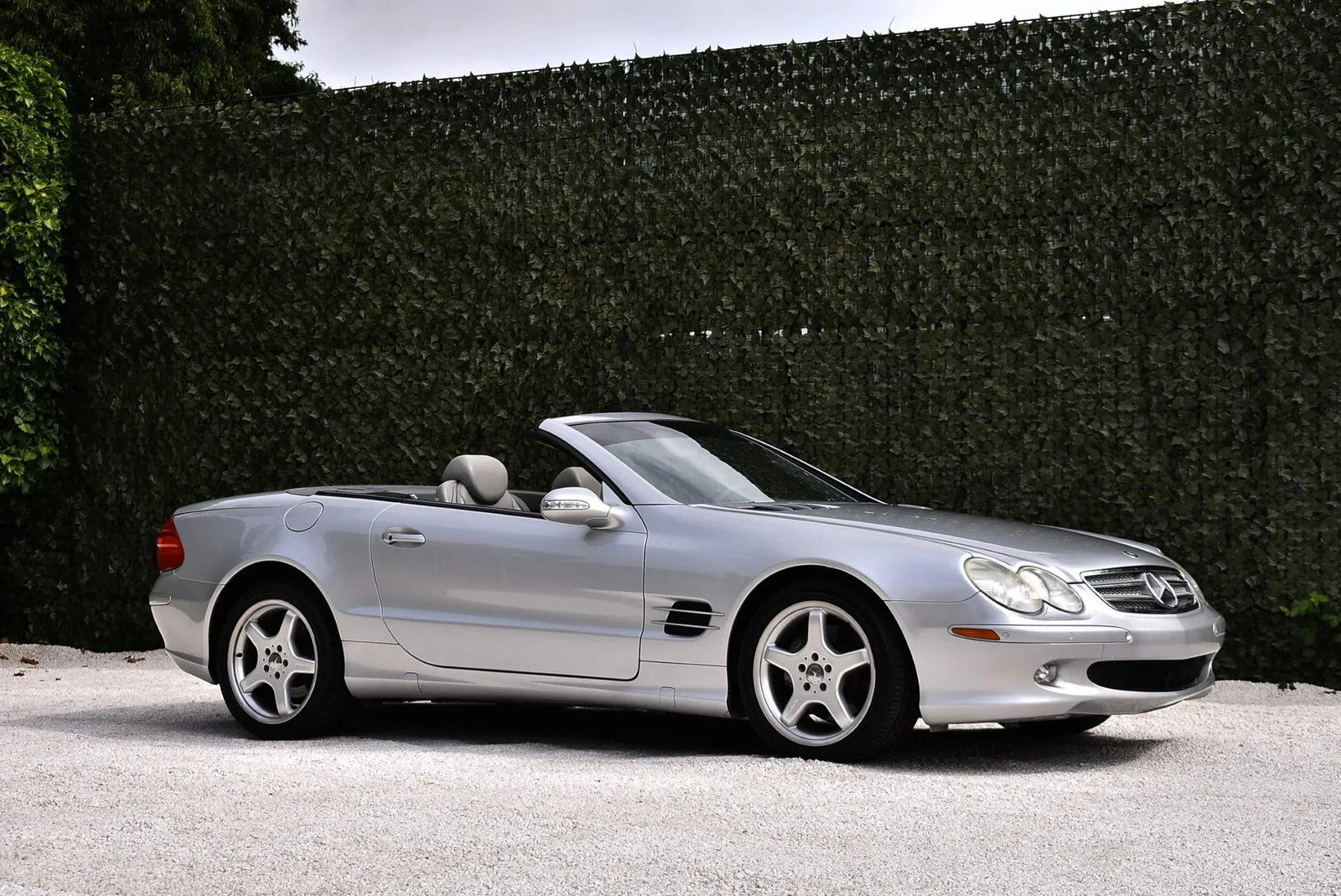 Mercedes-Benz SL-Klasse (2003) — foto 1