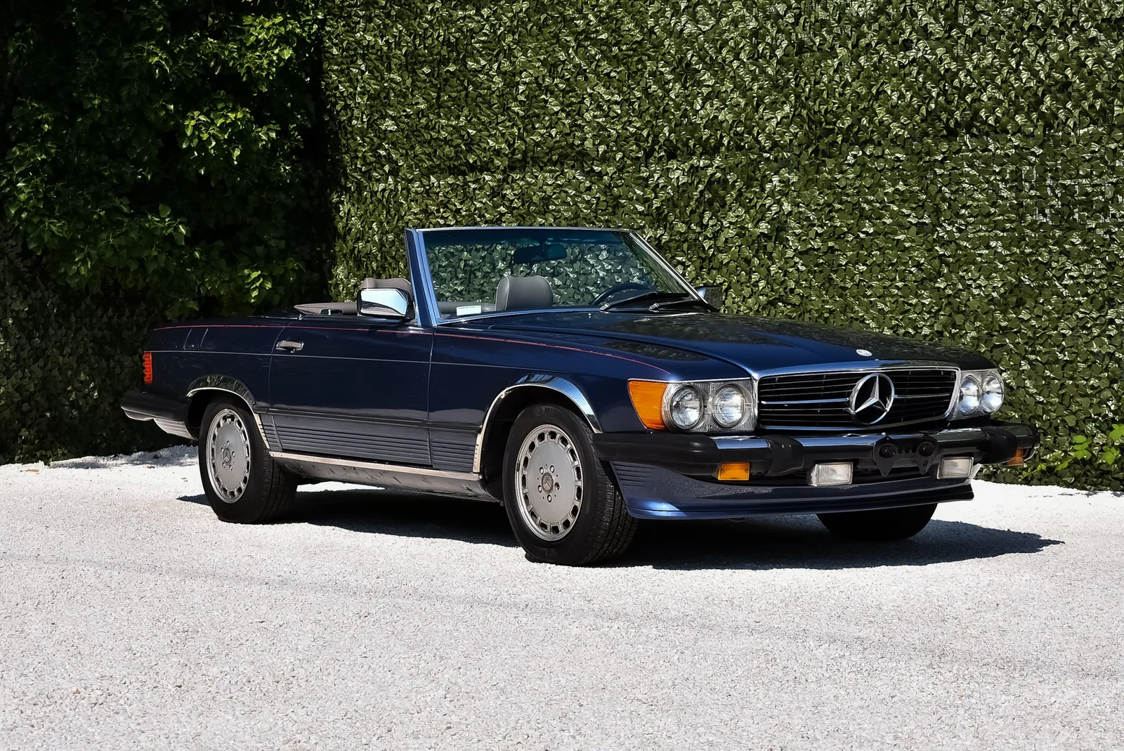 Mercedes-Benz SL-Klasse (1987) — foto 1