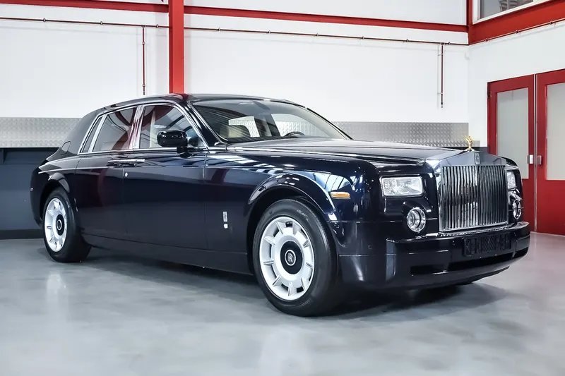 Rolls-Royce Phantom (2004)