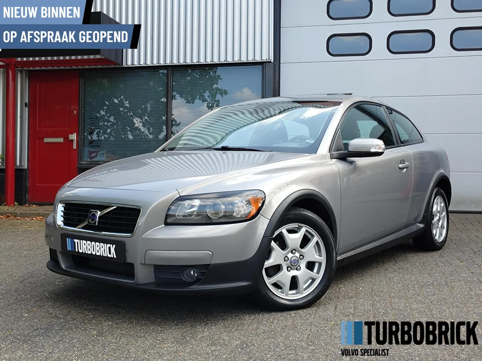 Volvo C30 (2007) — foto 1
