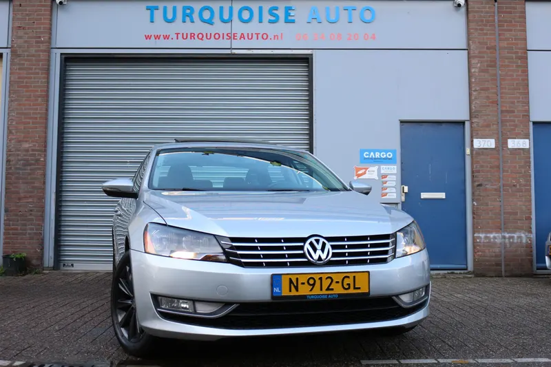 VW PASSAT (0)