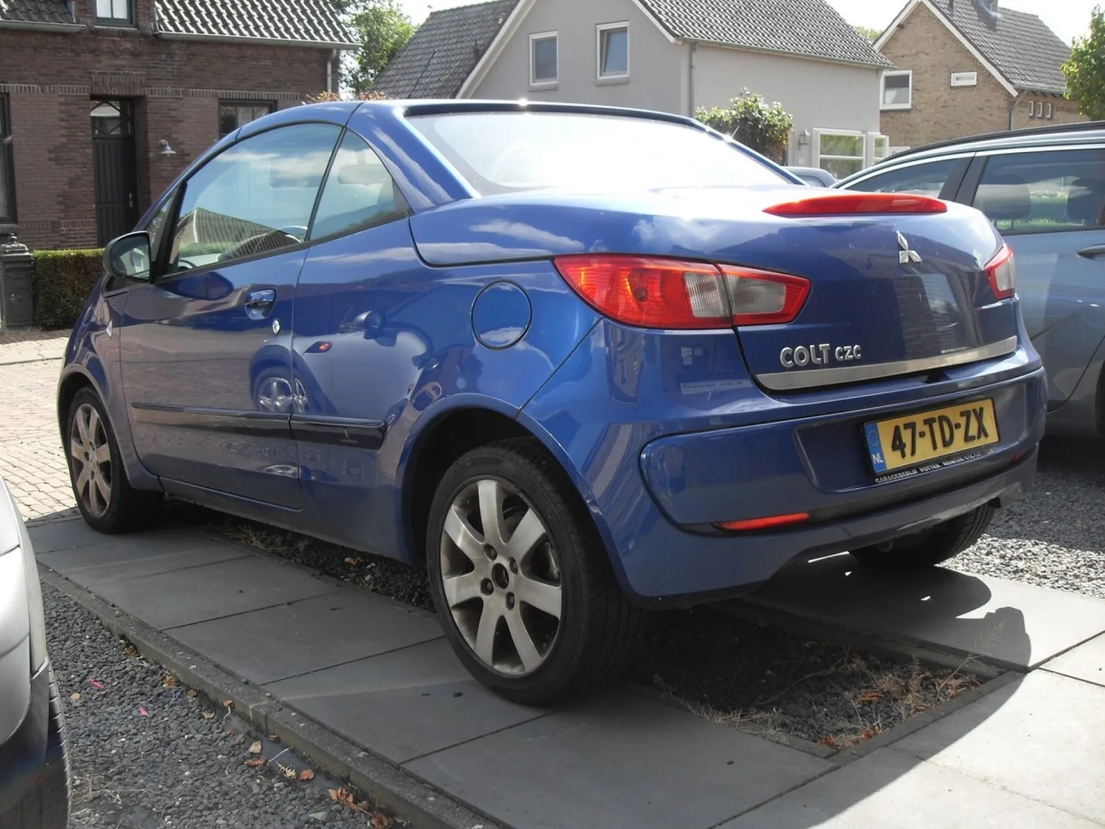 Mitsubishi Colt (2006) — foto 1