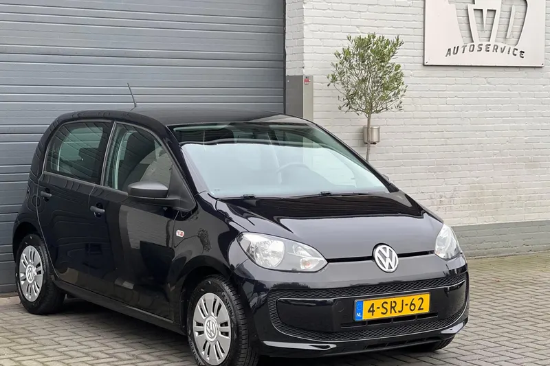 Volkswagen Up! (2013)