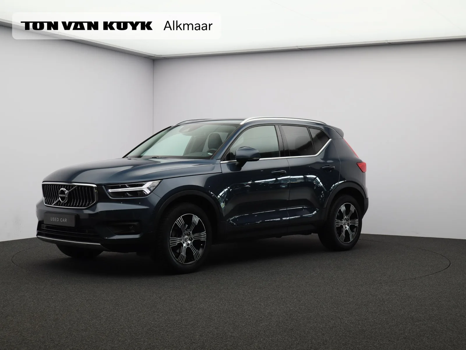 Volvo XC40 (2018) — foto 1