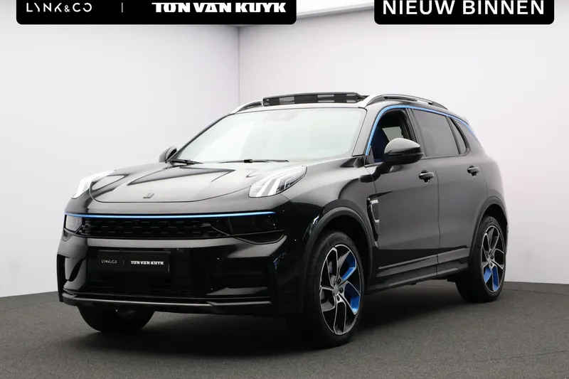 Lynk & Co 01 (2022)