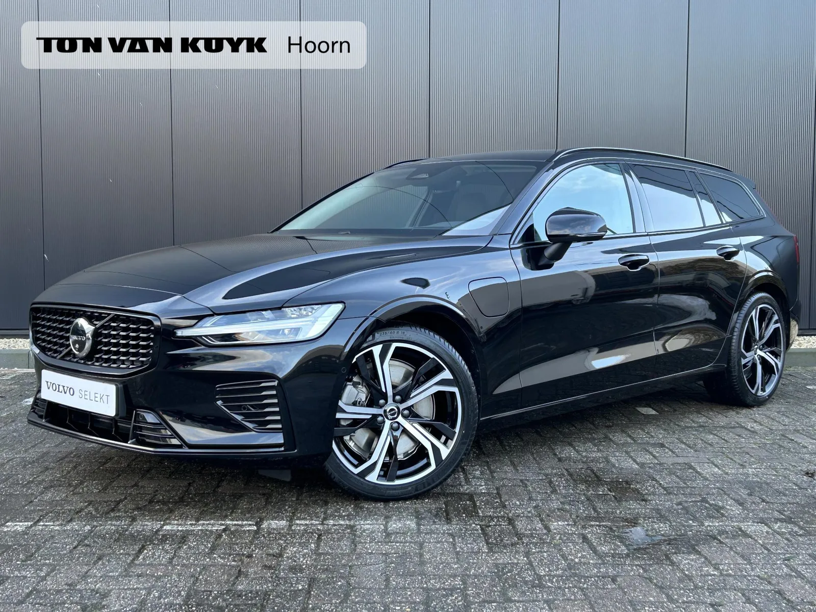 Volvo V60 (2026) — foto 1