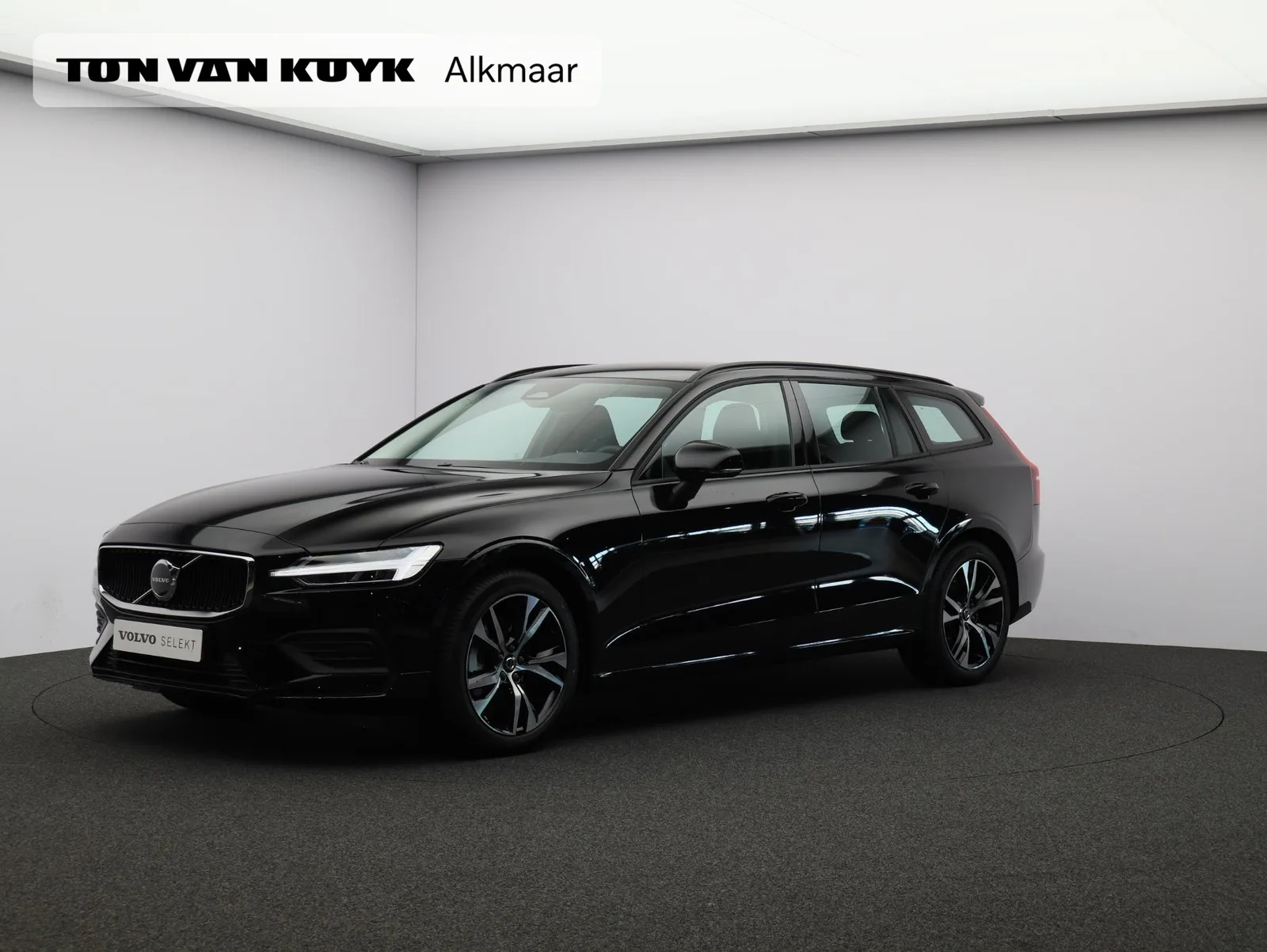 Volvo V60 (2025) — foto 1