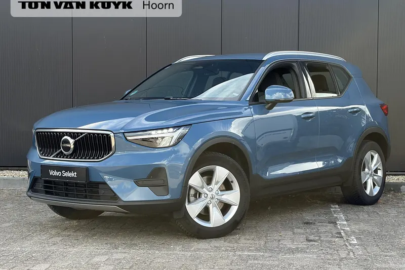 Volvo XC40 (2024)