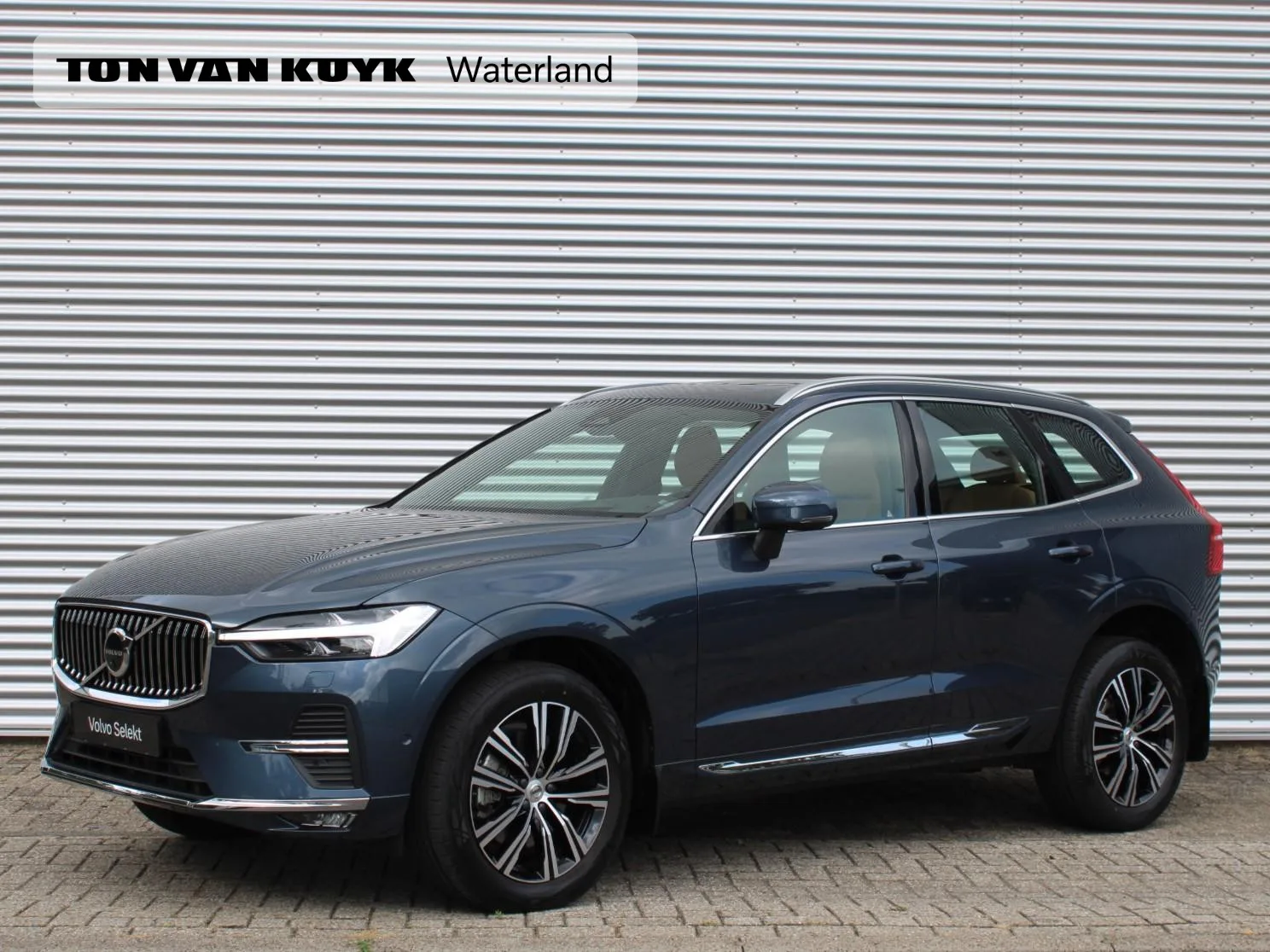 Volvo XC60 (2022) — foto 1