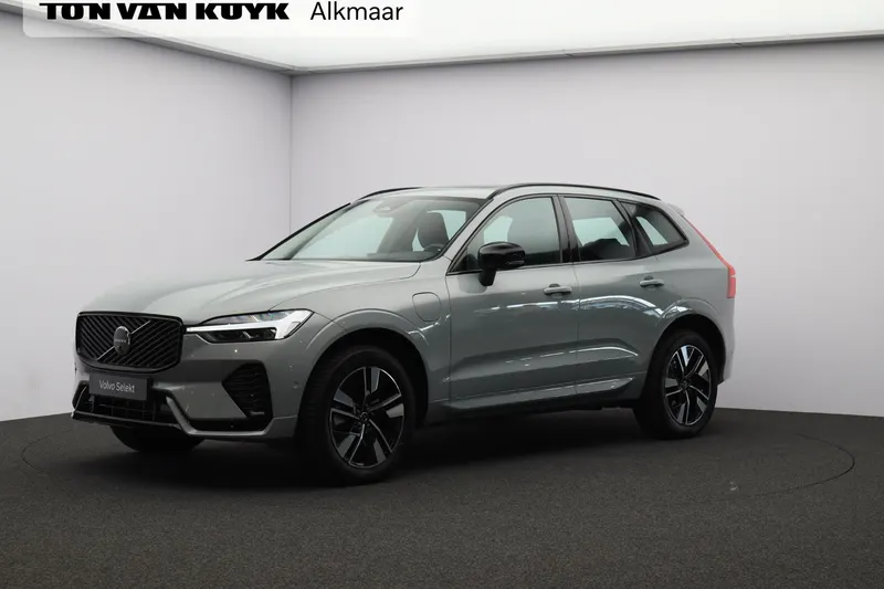 Volvo XC60 (2025)