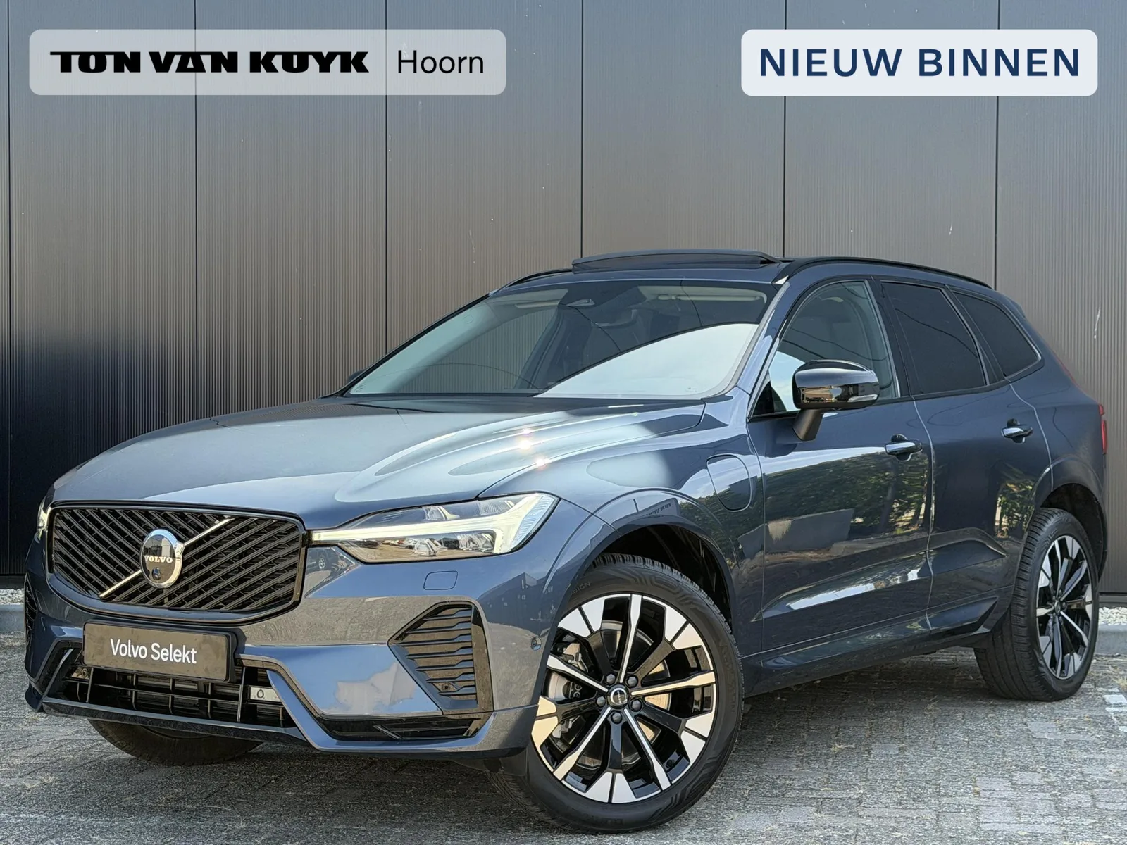 Volvo XC60 (2026) — foto 1