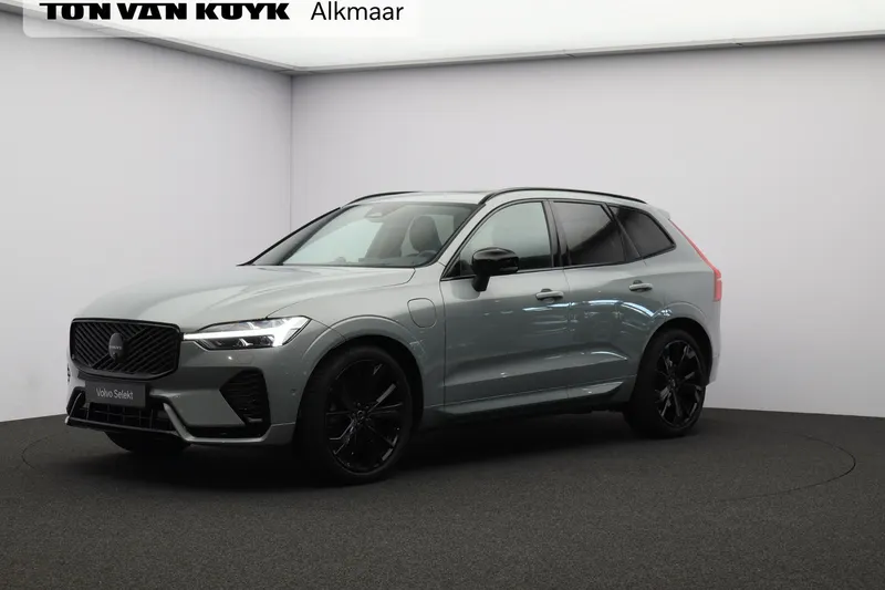 Volvo XC60 (2025)