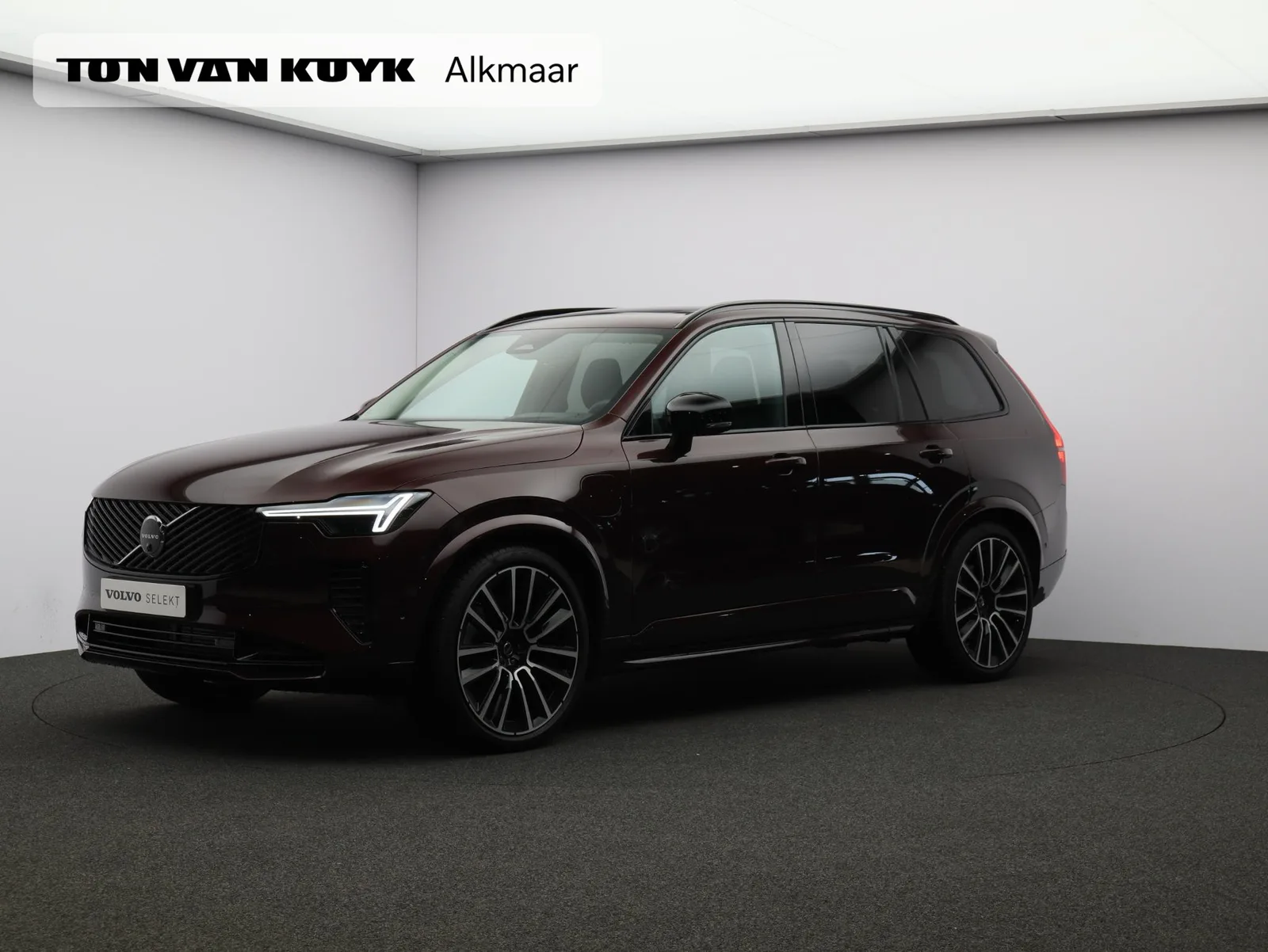 Volvo XC90 (2025) — foto 1