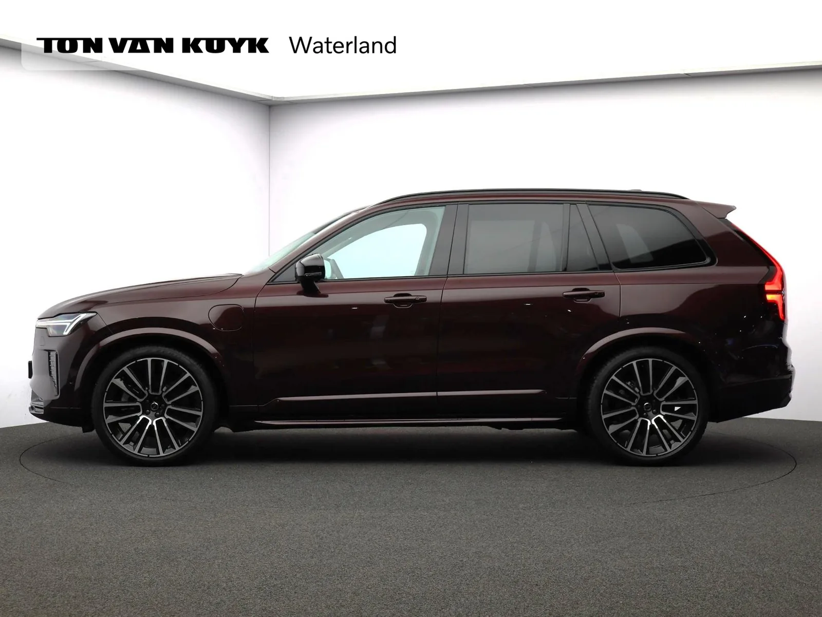 Volvo XC90 (2026) — foto 1