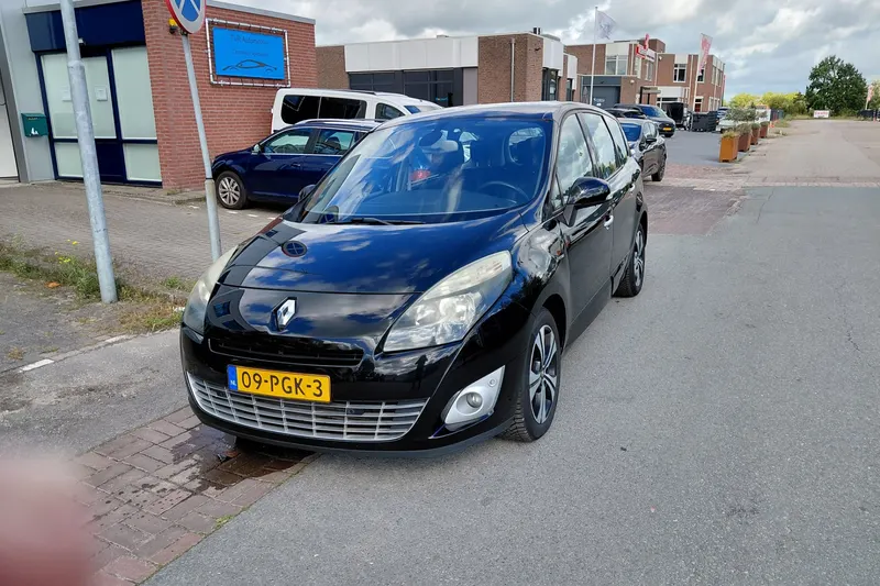 Renault Grand Scénic (2011)