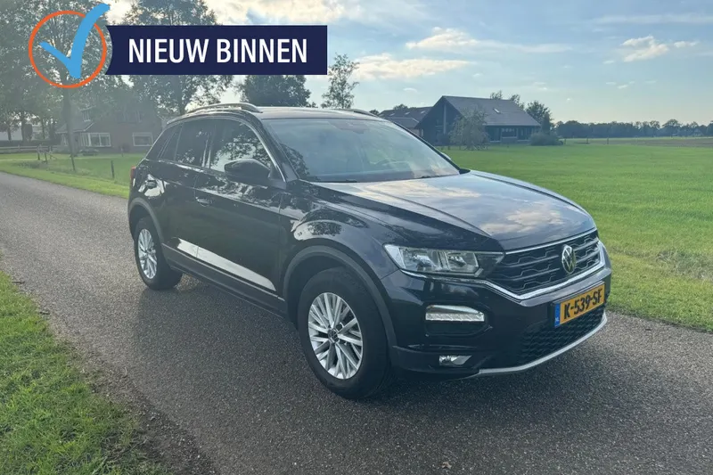 Volkswagen T-Roc (2021)