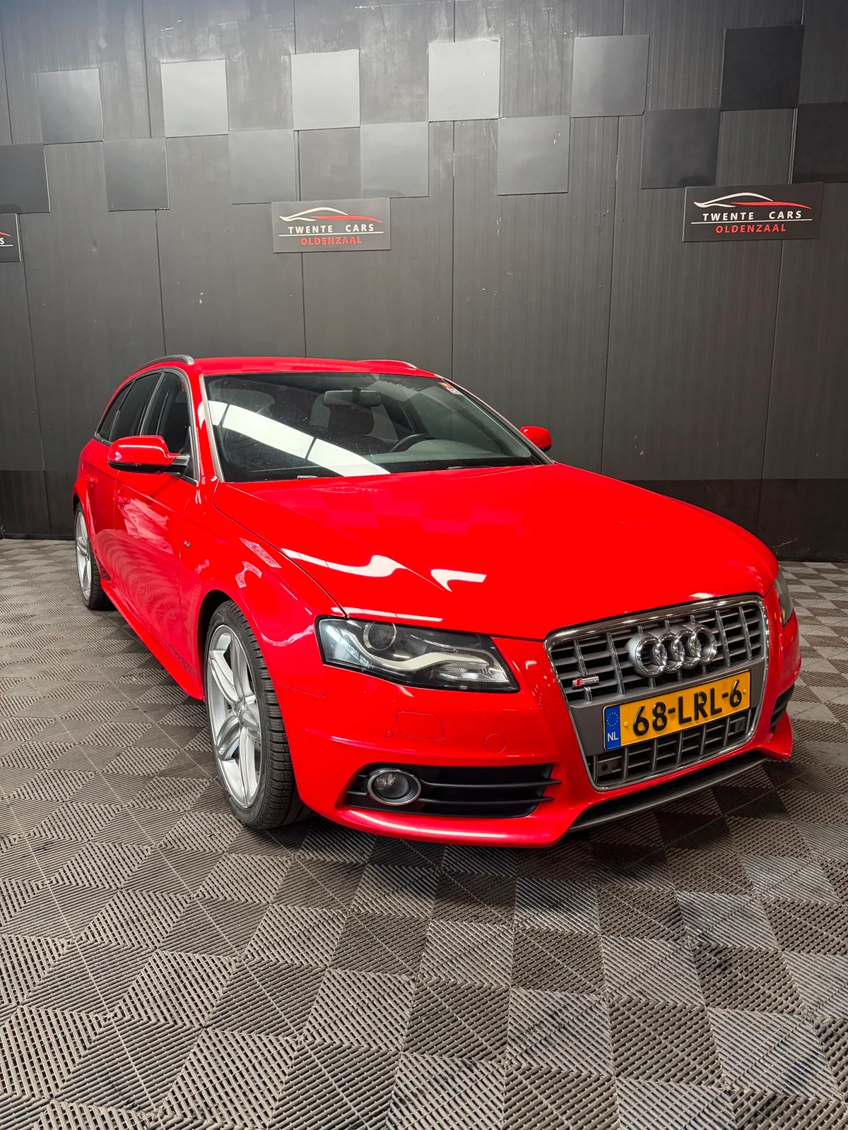 Audi A4 (2010) — foto 1