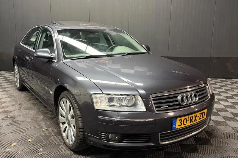Audi A8 (2002)