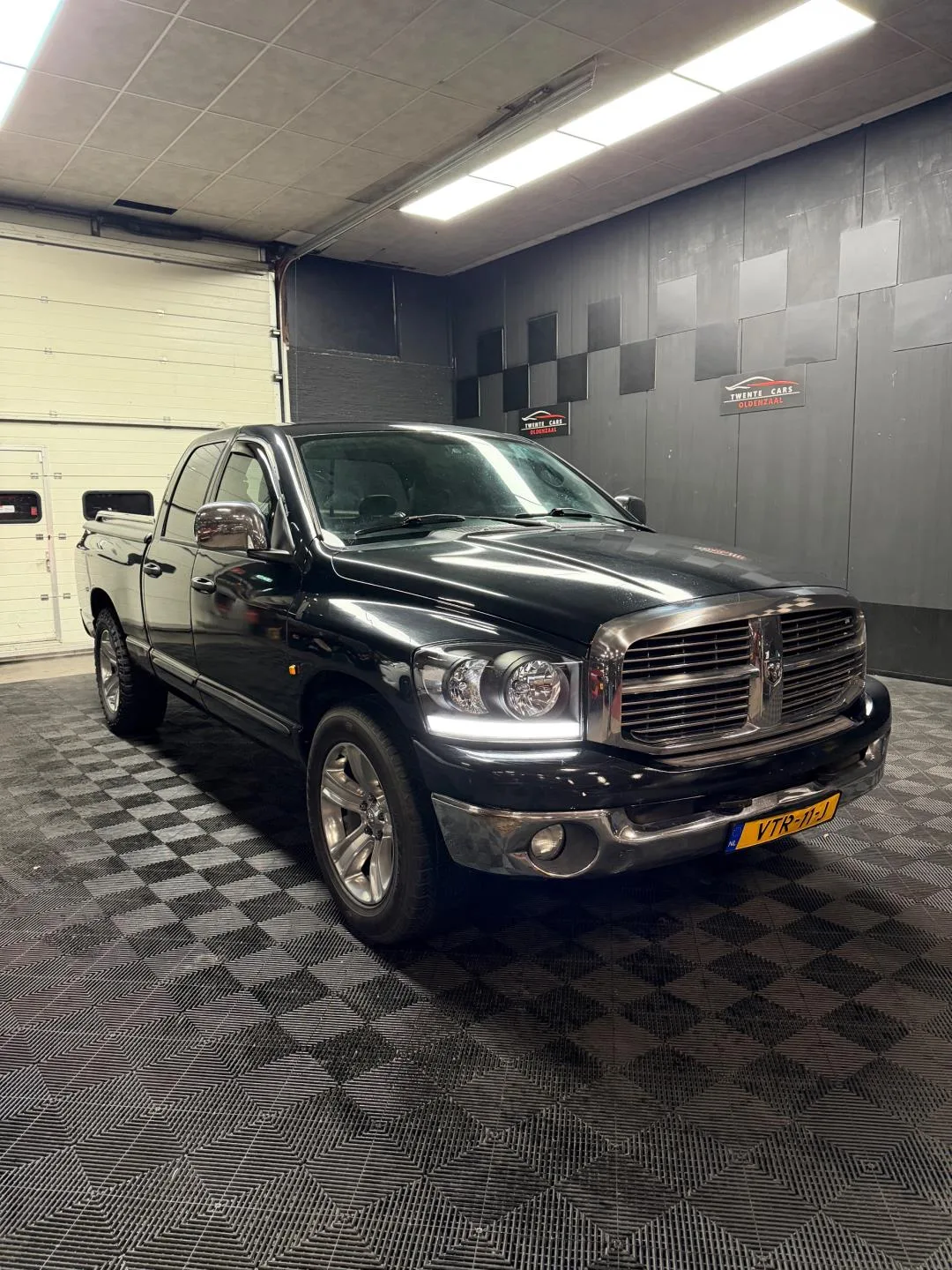 Dodge Ram (2006) — foto 1