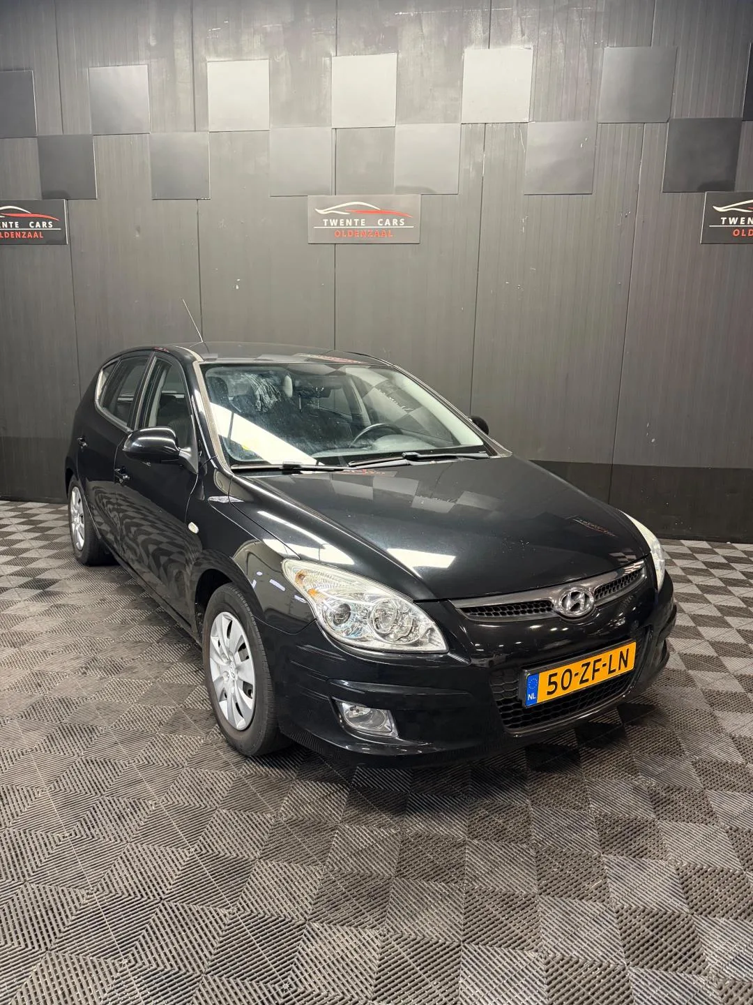 Hyundai i30 (2008) — foto 1