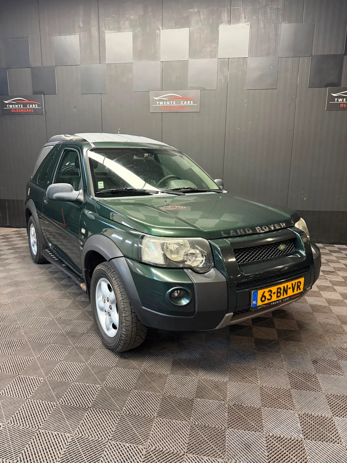 Land Rover Freelander (2004) — foto 1