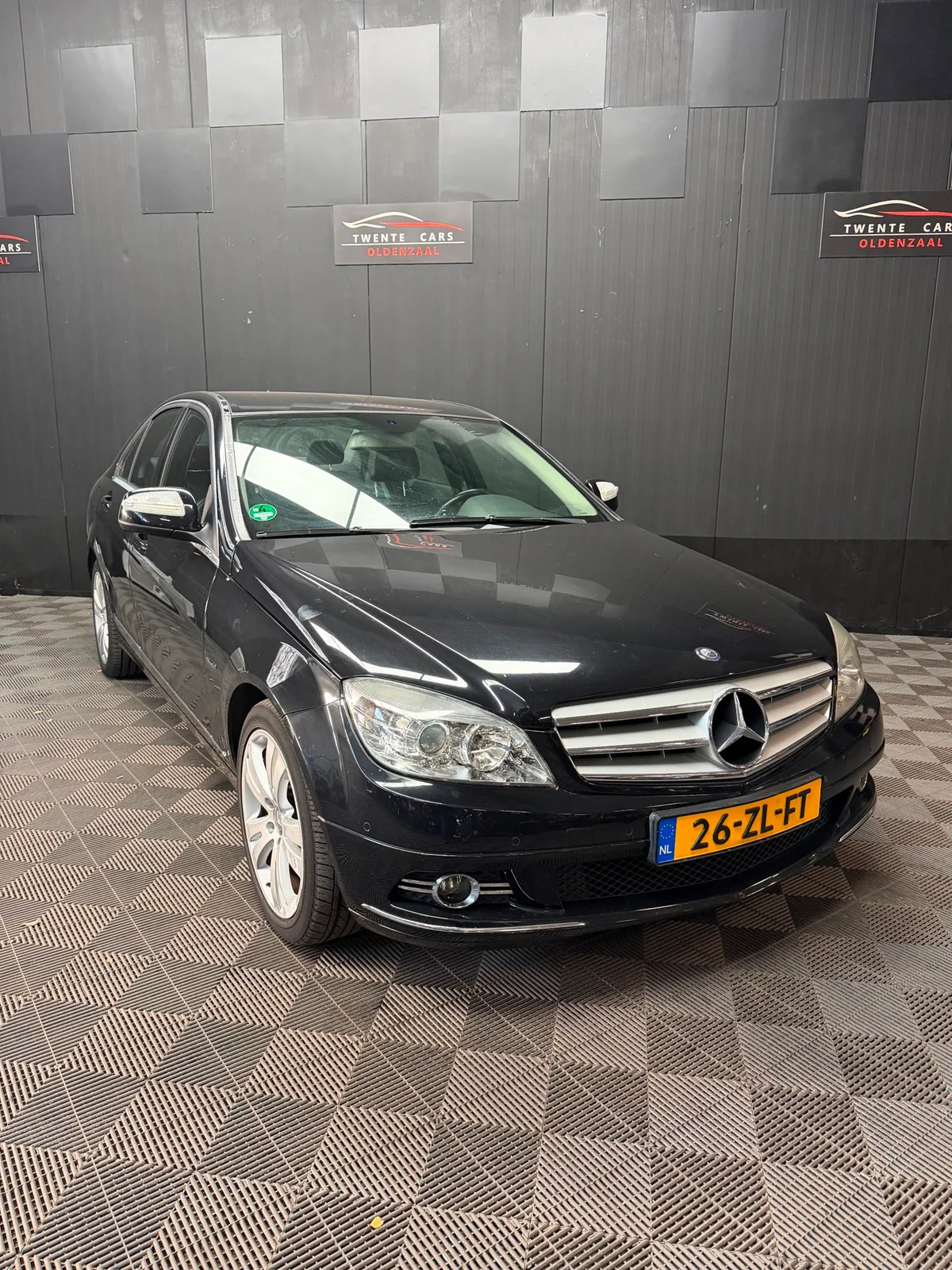 Mercedes-Benz C-Klasse (2008) — foto 1