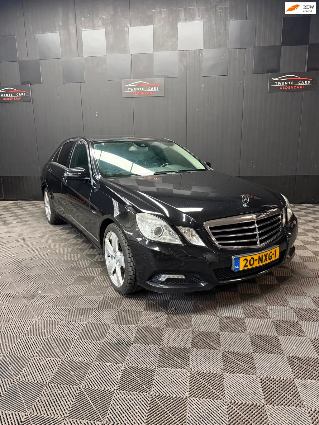 Mercedes-Benz E-Klasse (2009) — foto 1