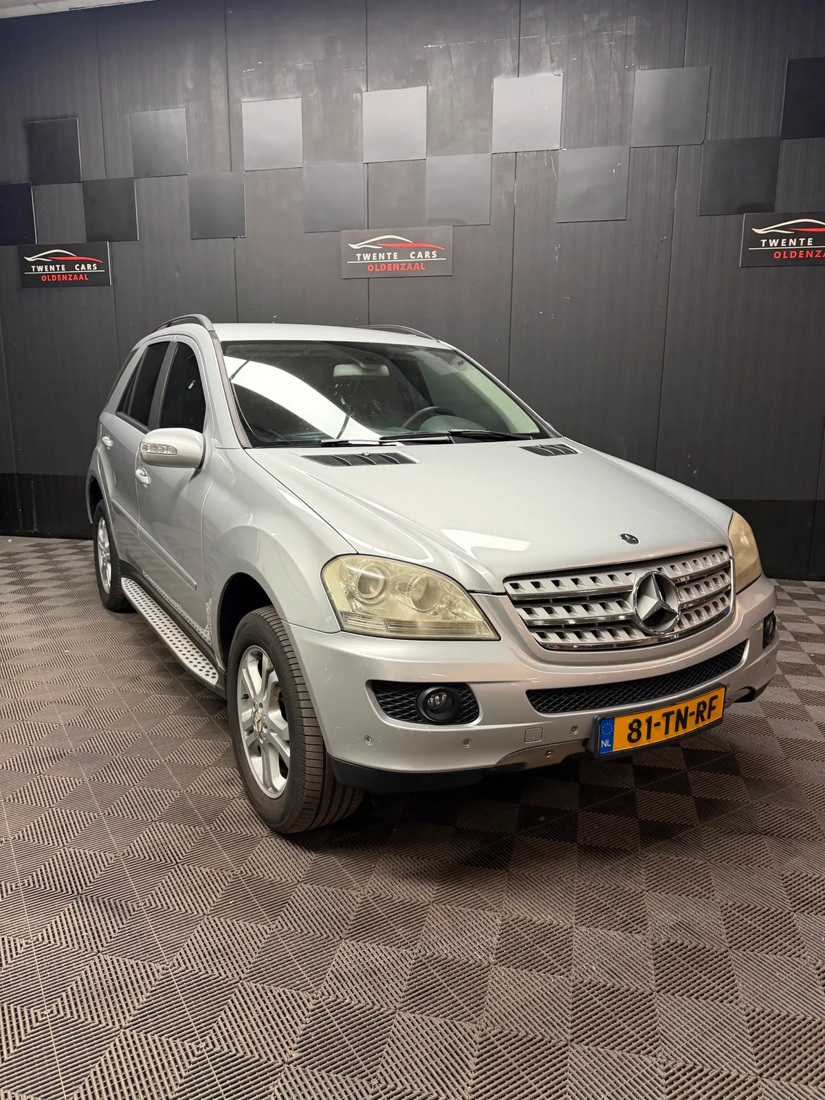 Mercedes-Benz ML-Klasse (2005) — foto 1